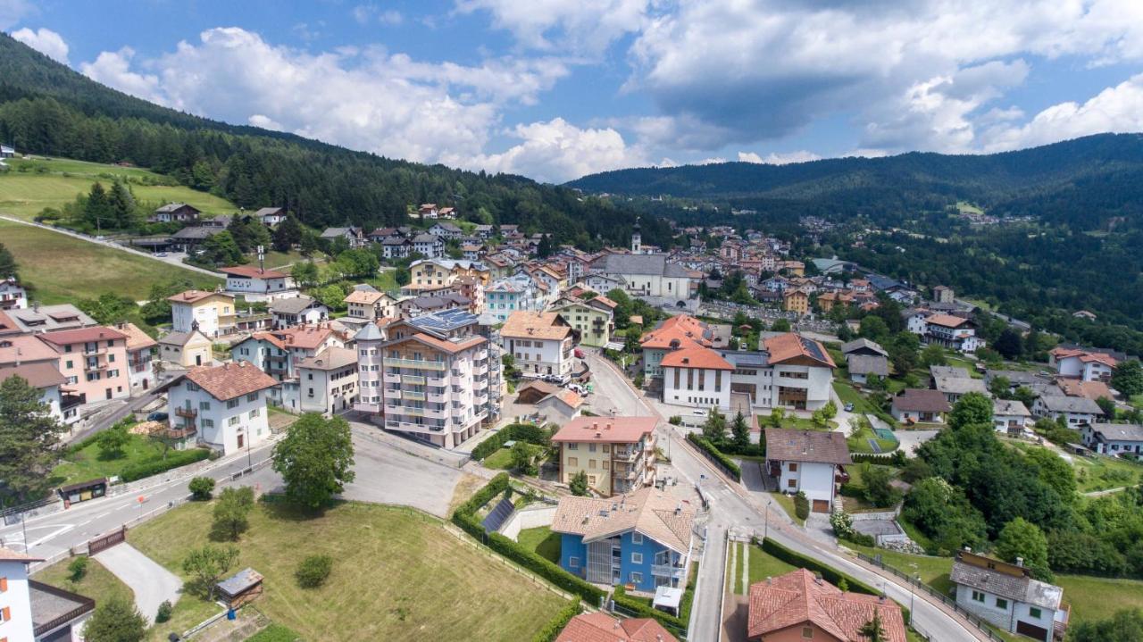 Hotel Luna Bianca Folgaria Exterior photo